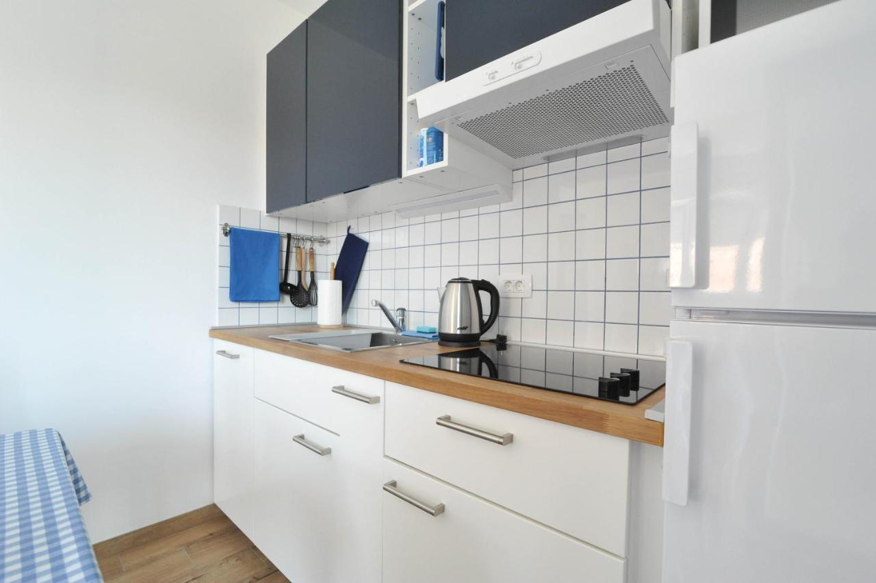 Apartmani Rebecca วีร์ ภายนอก รูปภาพ